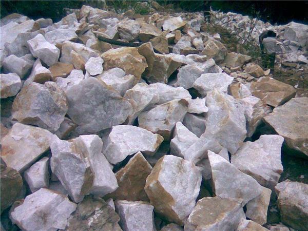 一臺(tái)400目石英石磨粉機(jī)怎么賣，價(jià)格是多少